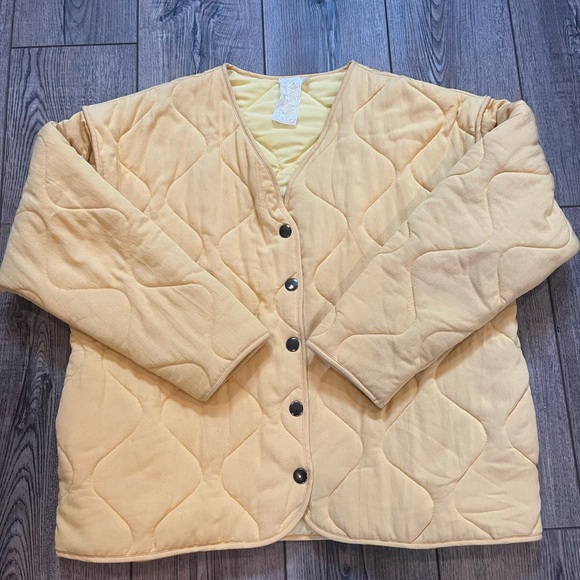 Sadie & Sage Yellow Quilted Snap Button Jacket – Size L - Picture 3 of 10